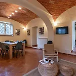 Villa Il Castellare 14, Emma