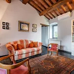 Villa Il Castellare 14, Emma